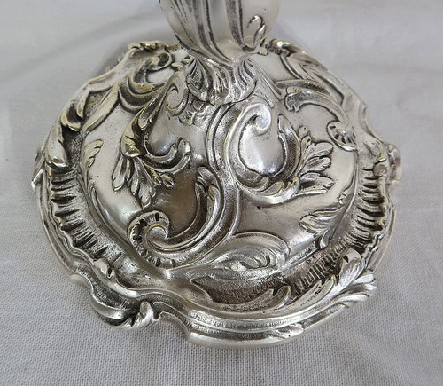 Paire de Candélabres en Bronze Argenté, style Louis XV – XIXe