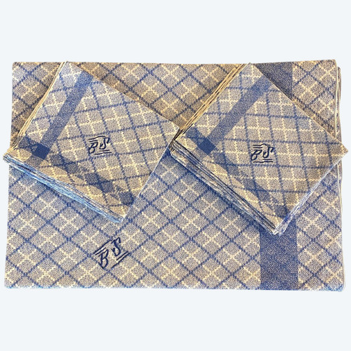 Tovaglia con 12 tovaglioli bianchi e blu con monogramma BS XX secolo