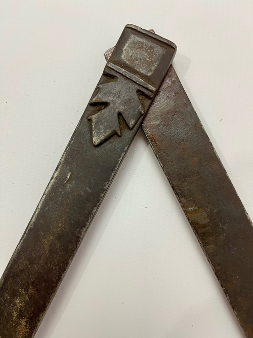 Compas en Acier Forgé – XVIIIe Siècle – Outil des Bâtisseurs de Cathédrales