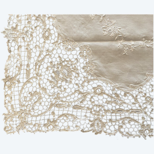 Lenzuolo di pizzo Luxeuil ricamato a fiori Monogramma SE XIX secolo