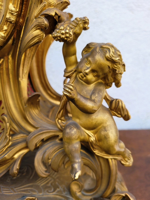 Gilt Bronze Rocaille Clock, Napoleon III, 19th Century