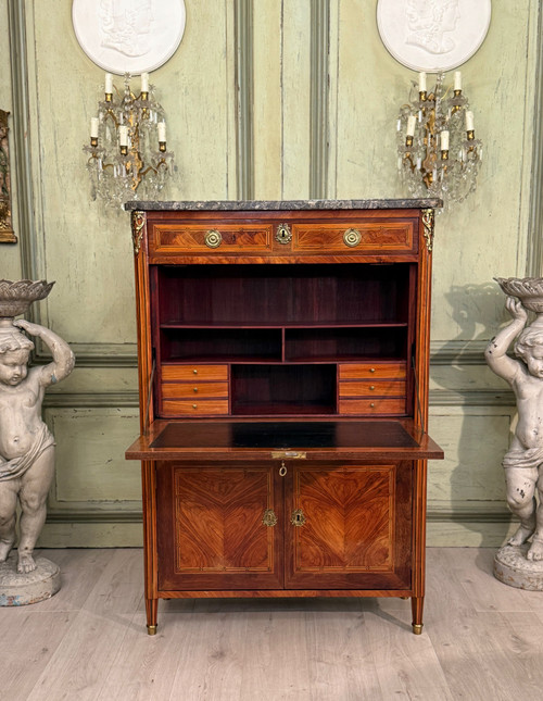 Scrittoio intarsiato di epoca Luigi XVI Circa 1780