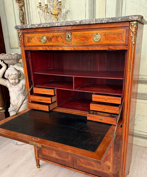 Scrittoio intarsiato di epoca Luigi XVI Circa 1780