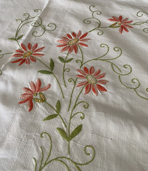 Linen Tablecloth Embroidered With Flowers And Arabesques 19th C.