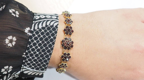 Bracciale vintage in oro giallo e granato