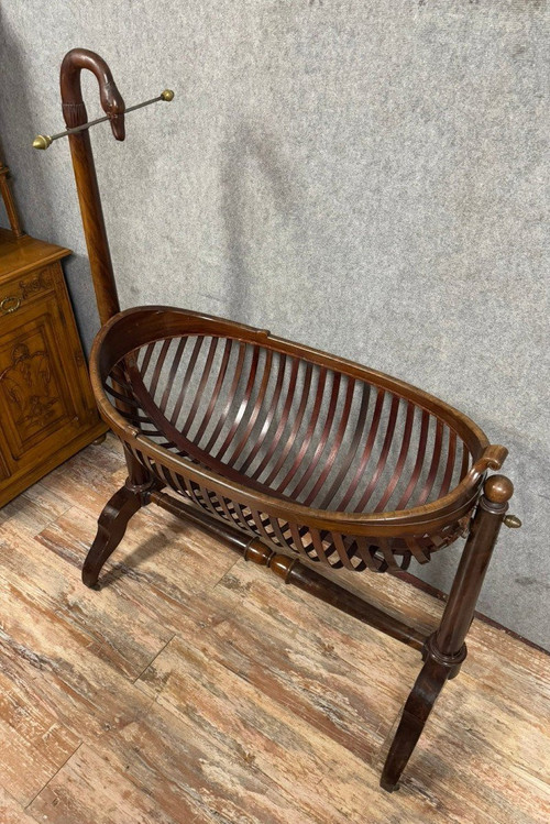 Empire cradle with swan neck in mahogany in the form of a nacelle circa 1810
