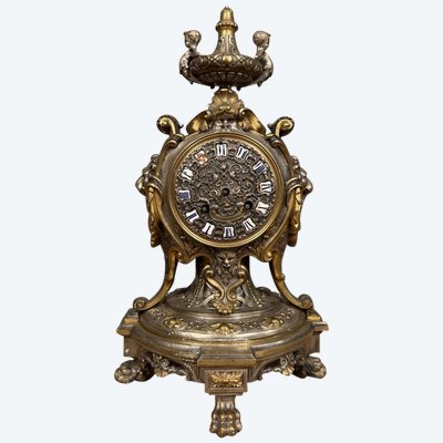 Renaissance-style gilt bronze and silver-plated clock from the 19th century