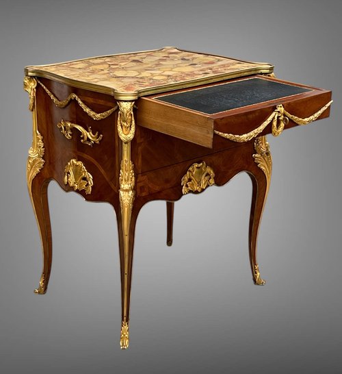 MEUBLE DE SALON NAPOLÉON III EN MARQUETERIE ORNÉ DE BRONZE DORÉ D’APRÈS SORMANI