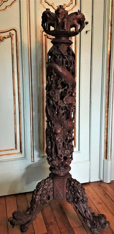 Pedestal, column, Vietnam in solid wood carved with elephants, dragon... ASIA