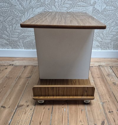 Bar di servizio in formica e legno, 19 anni circa