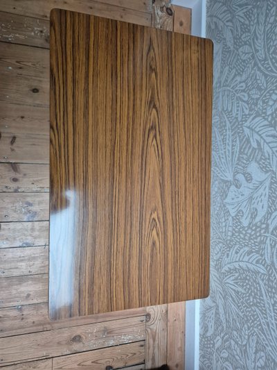 Bar di servizio in formica e legno, 19 anni circa