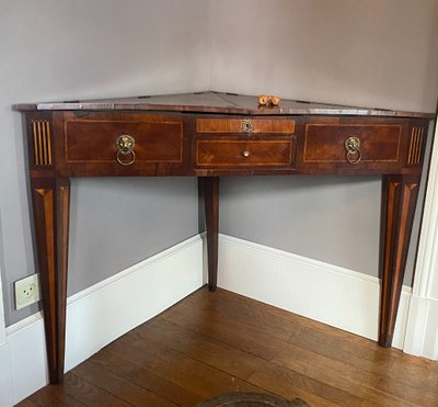 coiffeuse d'angle d'époque Louis XVI