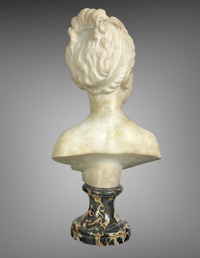BUSTE EN MARBRE DU XIXe REPRESENTANT LOUISE BRONGNIART D APRES HOUDON (1741-1828