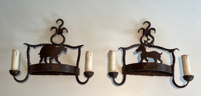 Paire d'Appliques En Fer Forgé Représentant des Animaux. Travail Français. Vers 1940