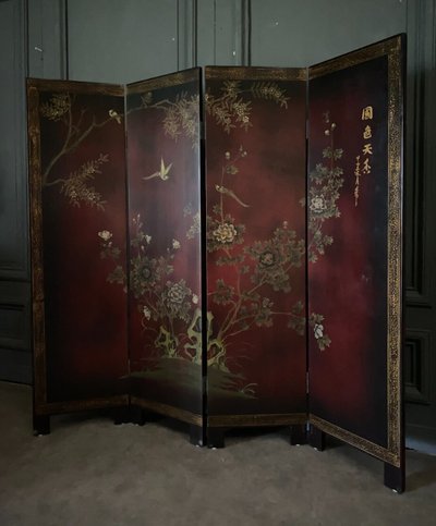 Chinese lacquer screen, 4 panels, naturalistic décor, early 20th century