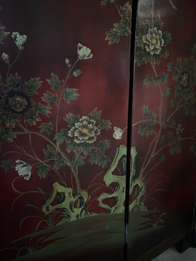 Chinese lacquer screen, 4 panels, naturalistic décor, early 20th century