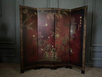 Chinese lacquer screen, 4 panels, naturalistic décor, early 20th century