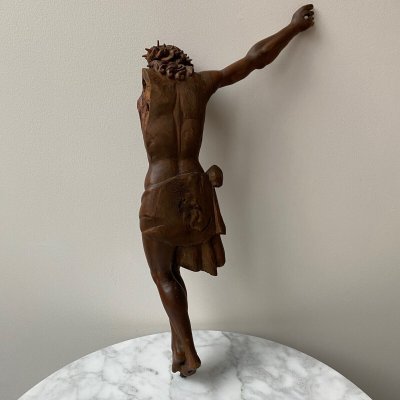 Cristo in noce Scultura di pregio del XVII secolo