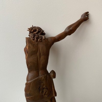 Cristo in noce Scultura di pregio del XVII secolo