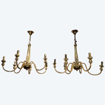 Coppia di lampadari in cristallo di Murano color champagne. Opera italiana. Intorno al 1970