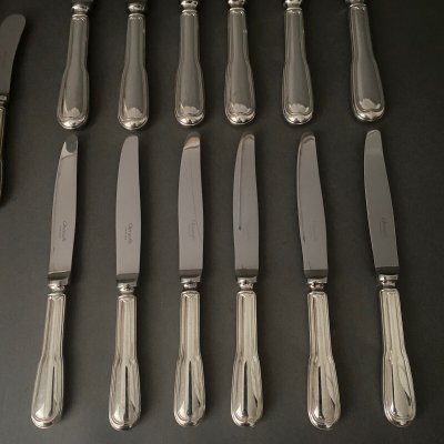 Suite von 14 versilberten Metallmessern Haus Christofle Modell uniplat