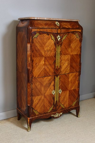 Marquetry desk stamped Léonard Boudin (1735-1804)