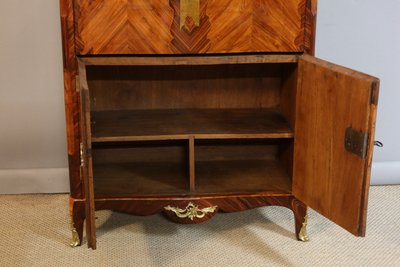 Marquetry desk stamped Léonard Boudin (1735-1804)