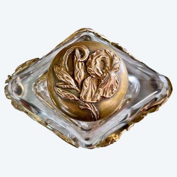 ART NOUVEAU INK TRAY, in CRYSTAL and GOLDEN LATON FRAME. Around 1900. Jugendstil inkwell.
