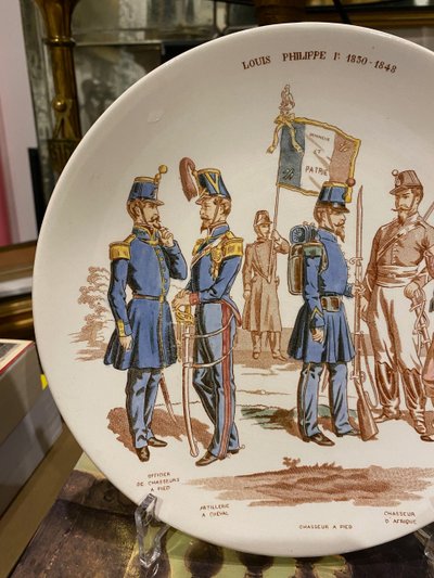 Assiette Sarreguemines, Militaires sous Louis-Philippe