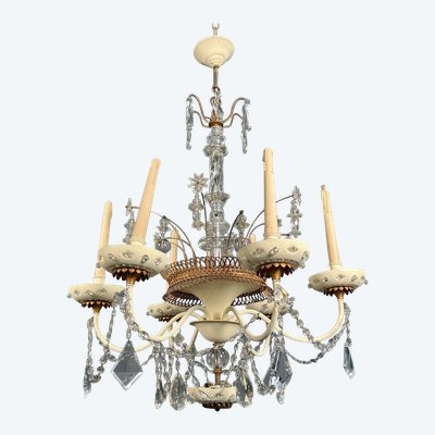 Chandelier in eggshell lacquered sheet metal and gilded metal, decorated with star-shaped cut crystals