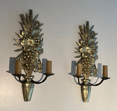 Pair of bronze and wrought iron wall lights depicting a bowl of fruit. French work.