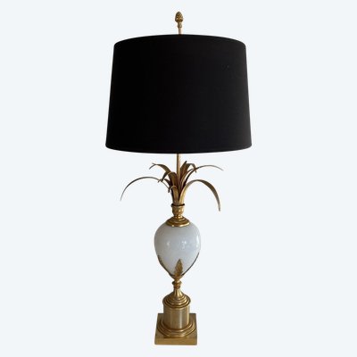 White Opaline And Nickel Ostrich Egg Lamp In The Taste Of Home Charles