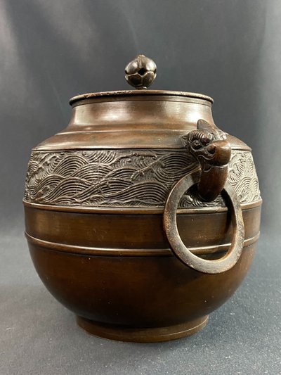 Bronze ginger pot 19th century Meiji Japan