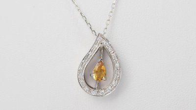 Necklace in white gold, citrine and diamonds
