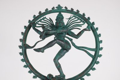 Grande Shiva Nataraja in bronzo