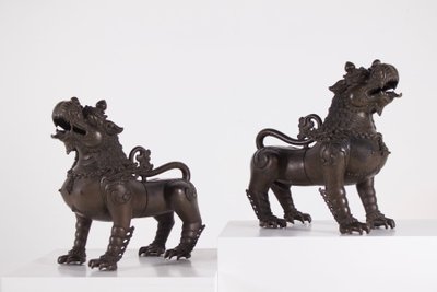 Coppia di leoni delle nevi di Simha Gardiens