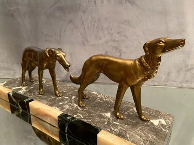 Large Art Deco sculpture of greyhounds on onyx signed Salvatore MELANI 1902-1934