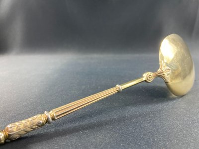 Regency-style ice-cream scoop in silver vermeil signed PUIFORCAT