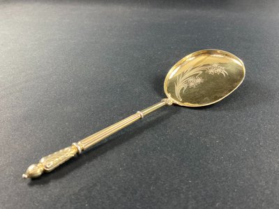Regency-style ice-cream scoop in silver vermeil signed PUIFORCAT