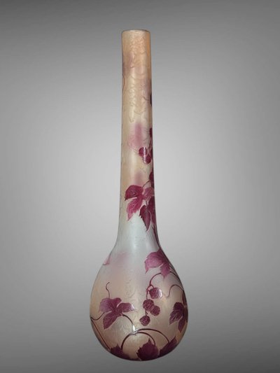 IMPORTANT OVOIDE VASE SIGNIERT LEGRAS IN GIEFERGLAS MIT MÛRIERDECK 65 CM HOCH