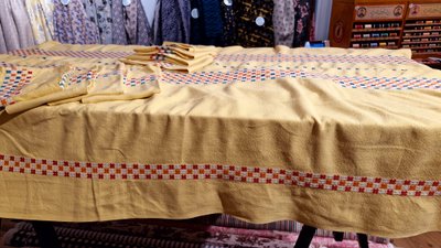 50s tablecloth and napkins