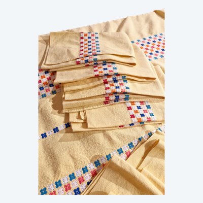 50s tablecloth and napkins