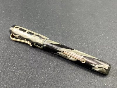 Unic 1940 vintage grey marbled fountain pen