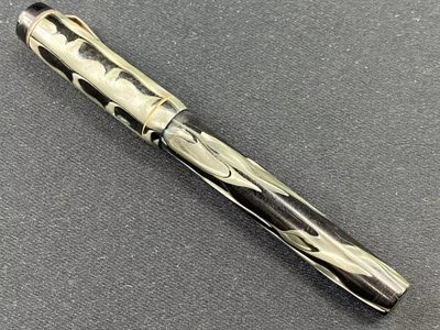 Unic 1940 vintage grey marbled fountain pen