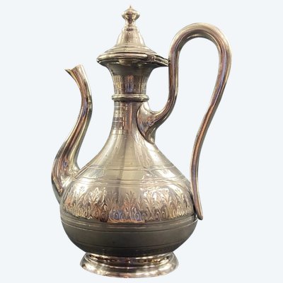 Caffettiera in argento del XIX secolo con ricca decorazione guilloché di Napoleone III