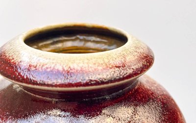 Vase en grès à couverte sang-de-bœuf - Michel Lanos