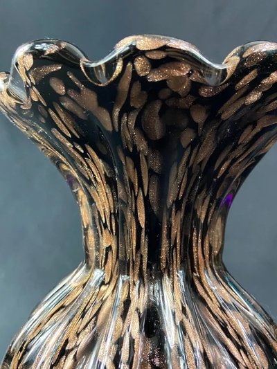 Signed Murano Venice crystal vase, gold inclusion on black background