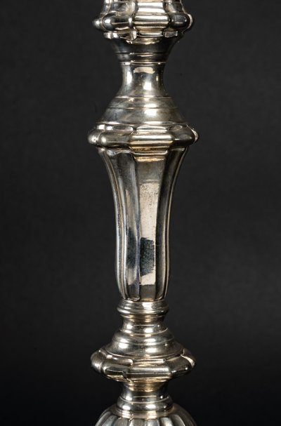 Pair of silver-plated bronze candlesticks with cut-off shafts Régence period circa 1720