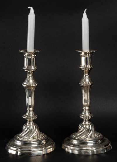 Pair of silver-plated bronze candlesticks with cut-off shafts Régence period circa 1720