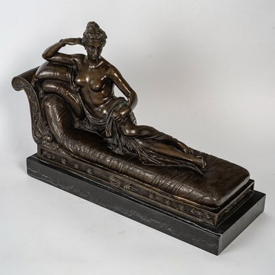 Dopo Antonio Canova (1757-1822) - Paolina Borghese detta Venere Vitrix in bronzo e marmo